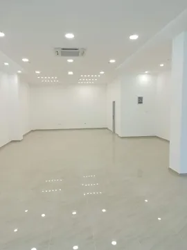 Rent, office space, 147m², Tre Canne, Budva - image 4