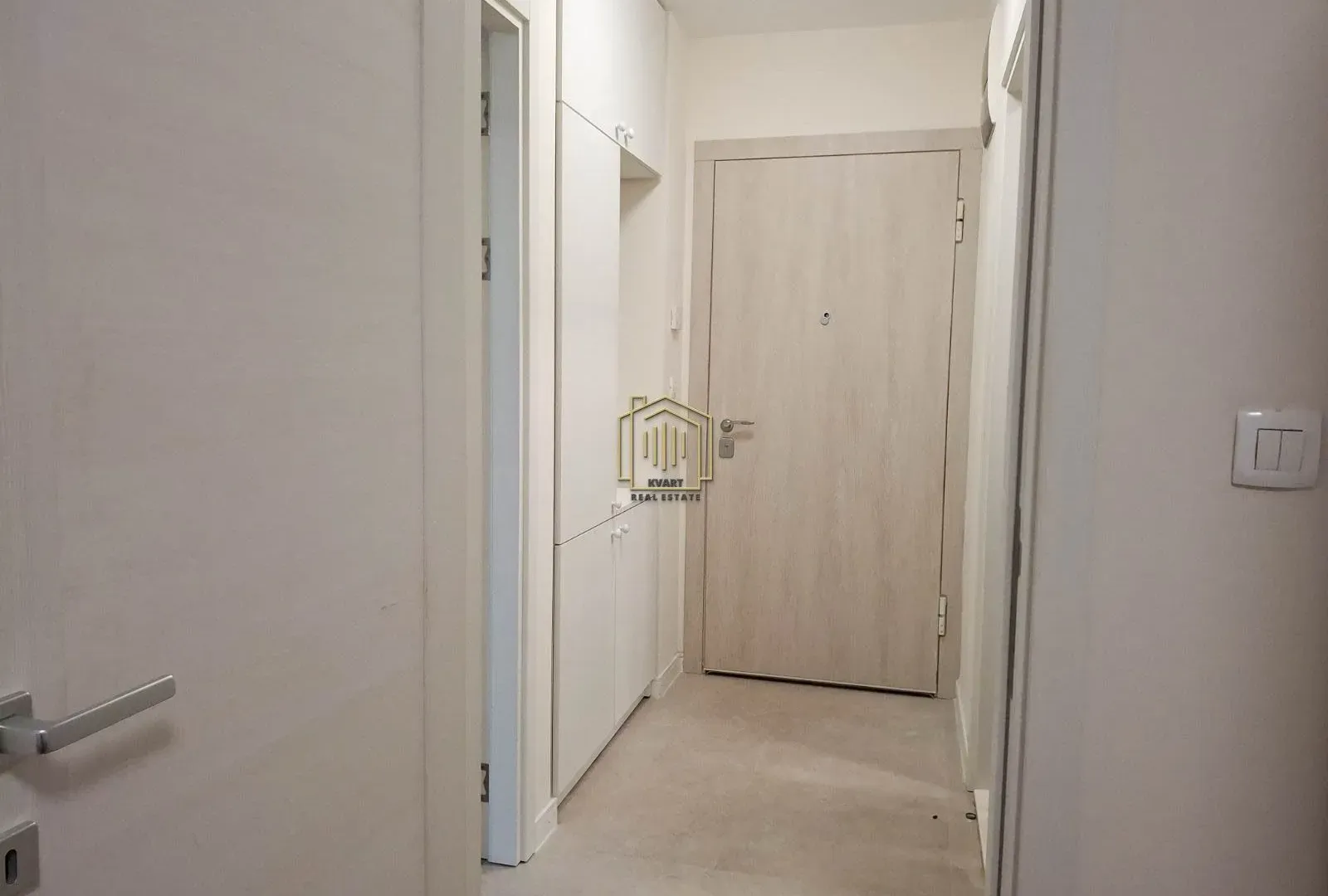 Rent, one bedroom apartment, 40m², Pobrežje, Podgorica