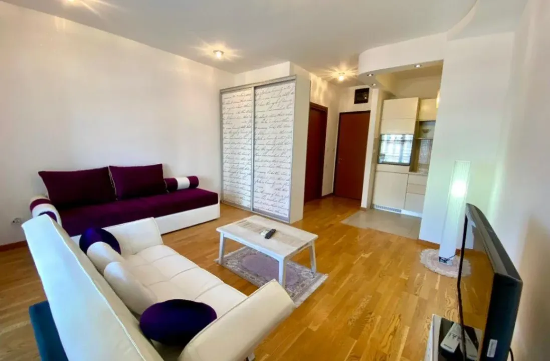 Rent, studio apartment, 33m², City Kvart, Podgorica