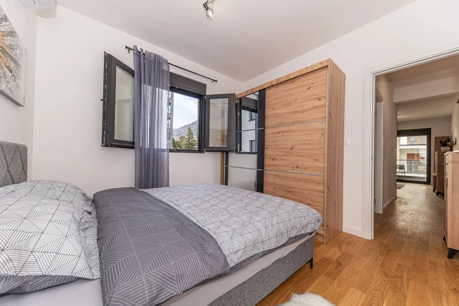 Izdavanje, jednosoban stan, 45m², Šušanj, Bar