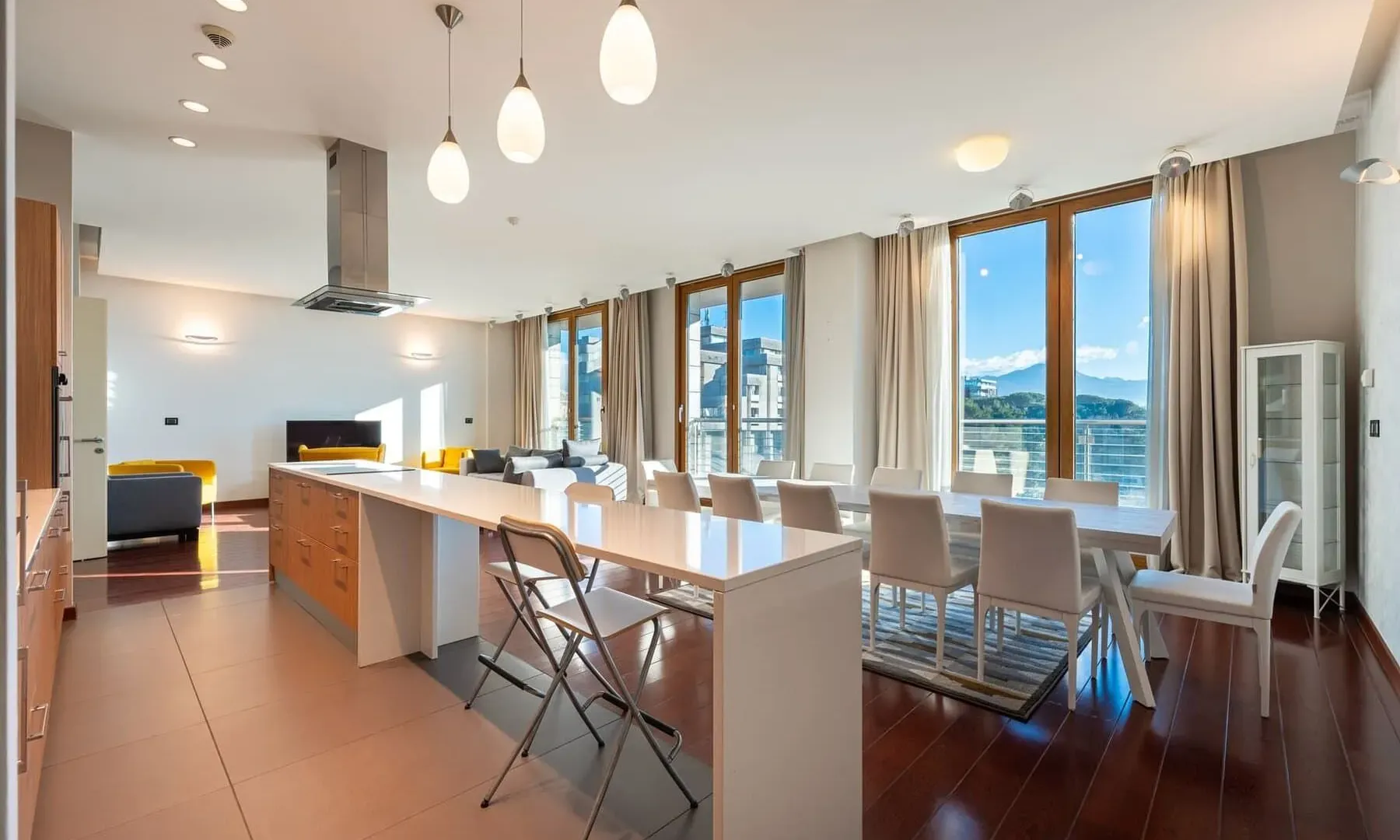 Sale, three bedroom apartment, 205m², Kod Capital Plaze, Podgorica