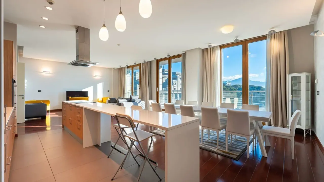 Sale, three bedroom apartment, 205m², Kod Capital Plaze, Podgorica