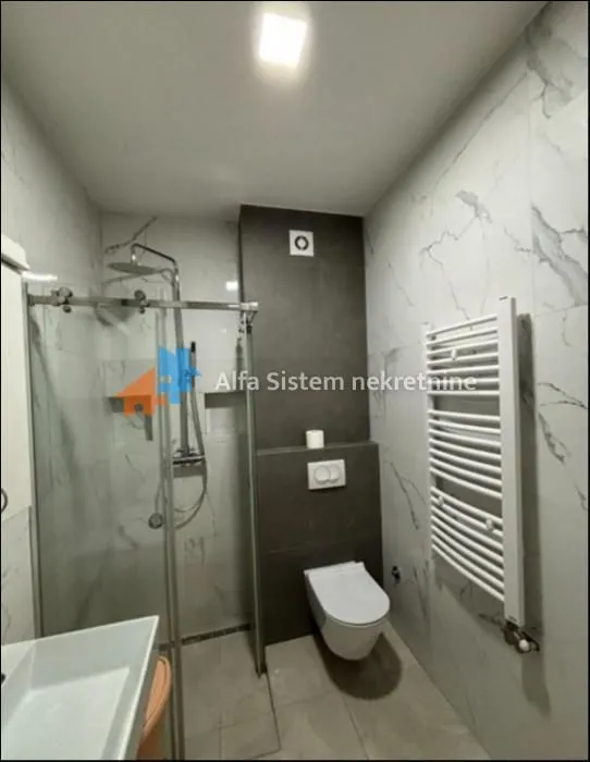 Rent, three bedroom apartment, 55m², Južni Bulevar, Vračar Sve Podlokacije