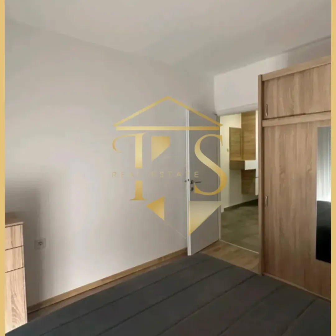 Izdavanje, dvosoban stan, 63m², Centar, Tivat