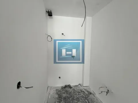 Prodaja, četvorosoban stan, 95m², Centar, Jagodina - image 8