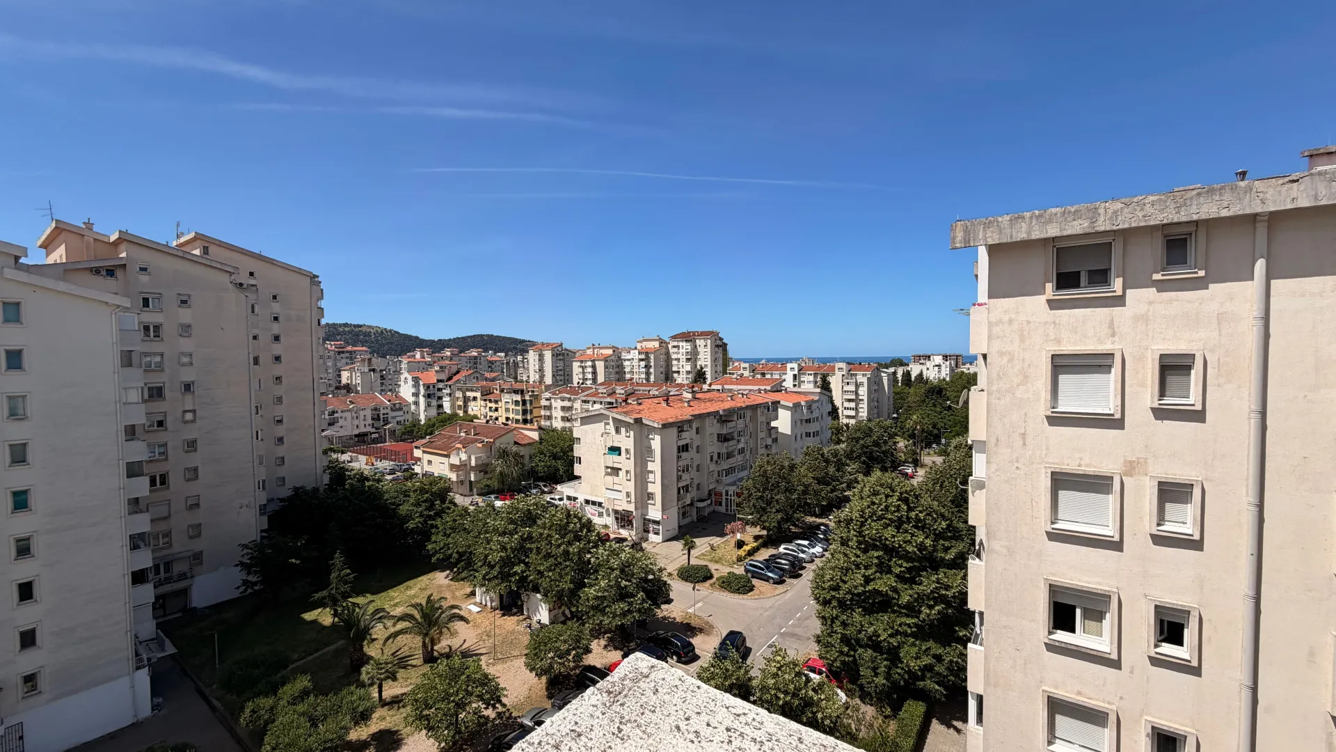 Prodaja, dvosoban stan, 83m², Makedonsko naselje, Bar