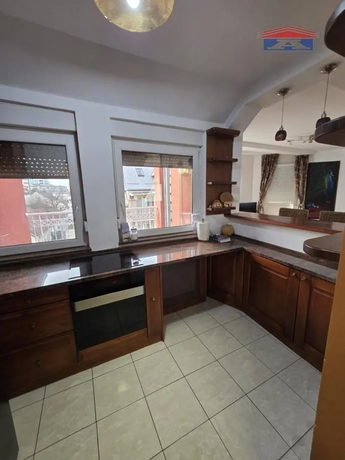 Izdavanje, dvosoban stan, 59m², Socijalno, Novi Sad Sve Podlokacije