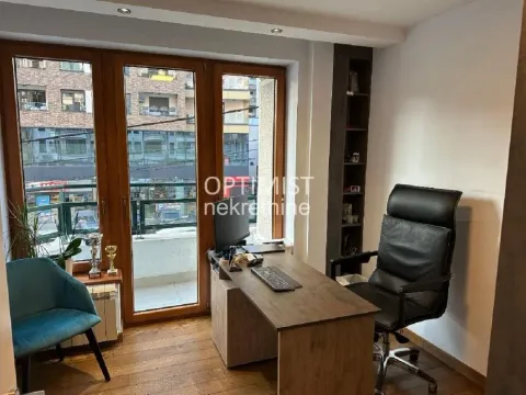 Prodaja, četvorosoban stan, 110m², Južni Bulevar, Vračar Sve Podlokacije - image 6