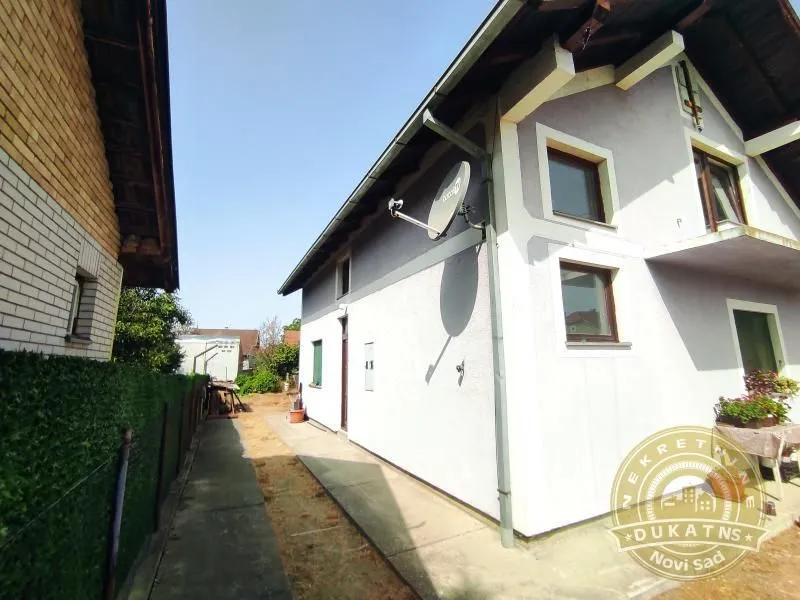 Prodaja, kuća, 152m², Futog, Novi Sad Sve Podlokacije