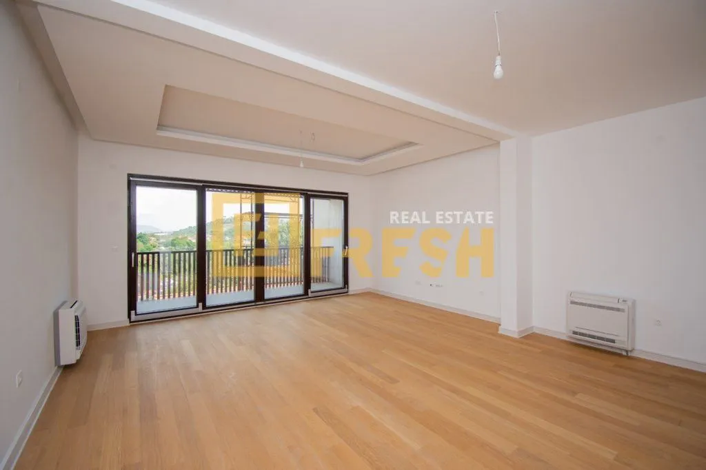 Prodaja, trosoban stan, 139m², Gornja Gorica, Podgorica