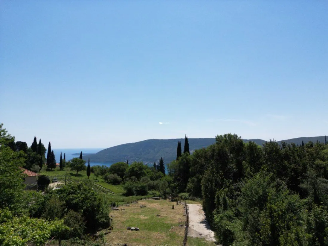 Prodaja, plac, 718m², Trebesinj, Herceg Novi