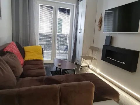 Izdavanje, jednosoban stan, 23m², Đenovići, Herceg Novi - image 8