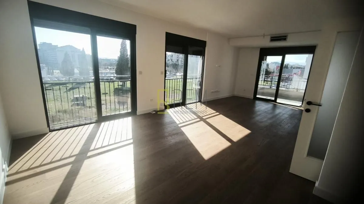 Rent, office space, 113m², Dalmatinska ulica, Podgorica