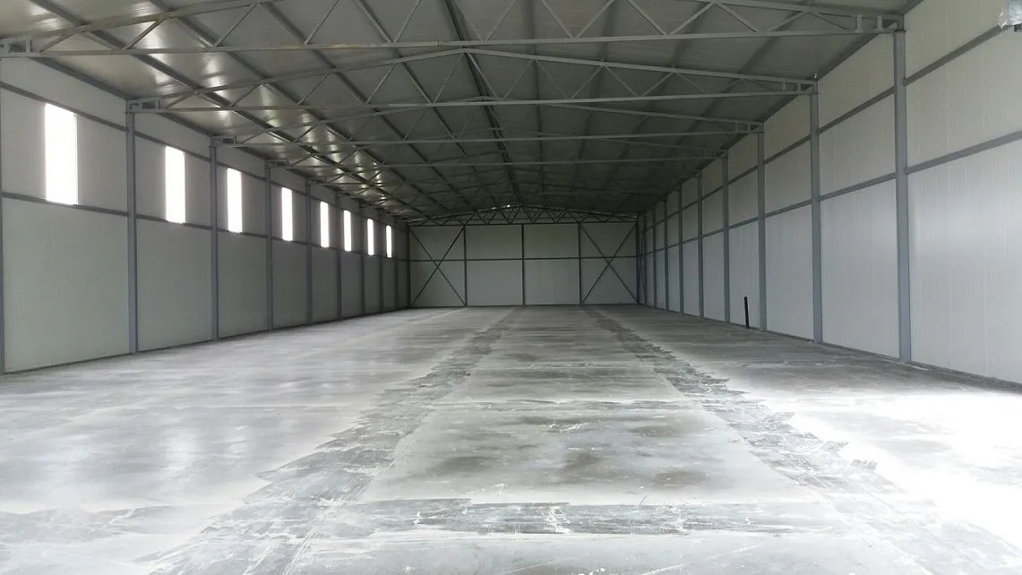 Rent, office space, 1500m², Šimanovci, Pećinci
