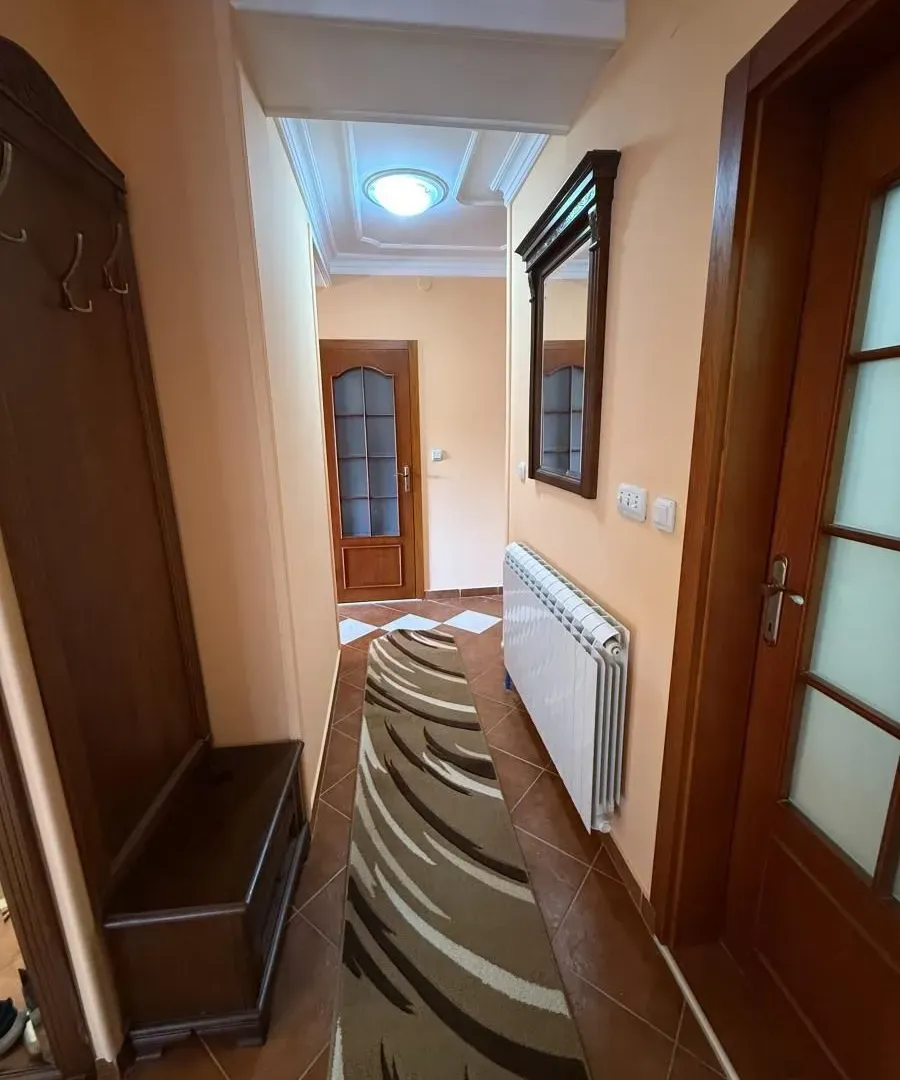 Izdavanje, četvorosoban stan, 75m², Vukov Spomenik, Zvezdara Sve Podlokacije