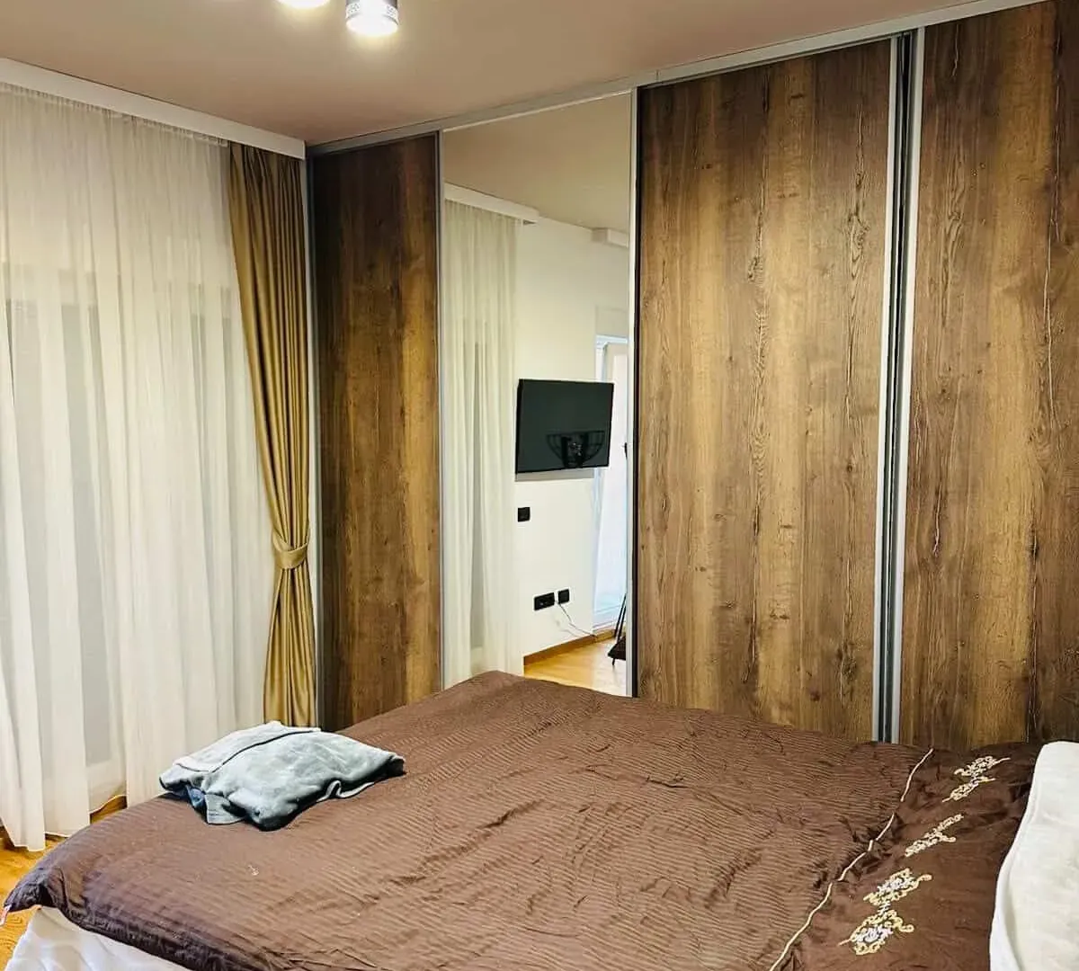 Izdavanje, dvosoban stan, 120m², City Kvart, Podgorica