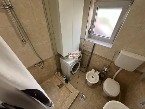 Prodaja, kuća, 174m², Centar, Niš - image 13