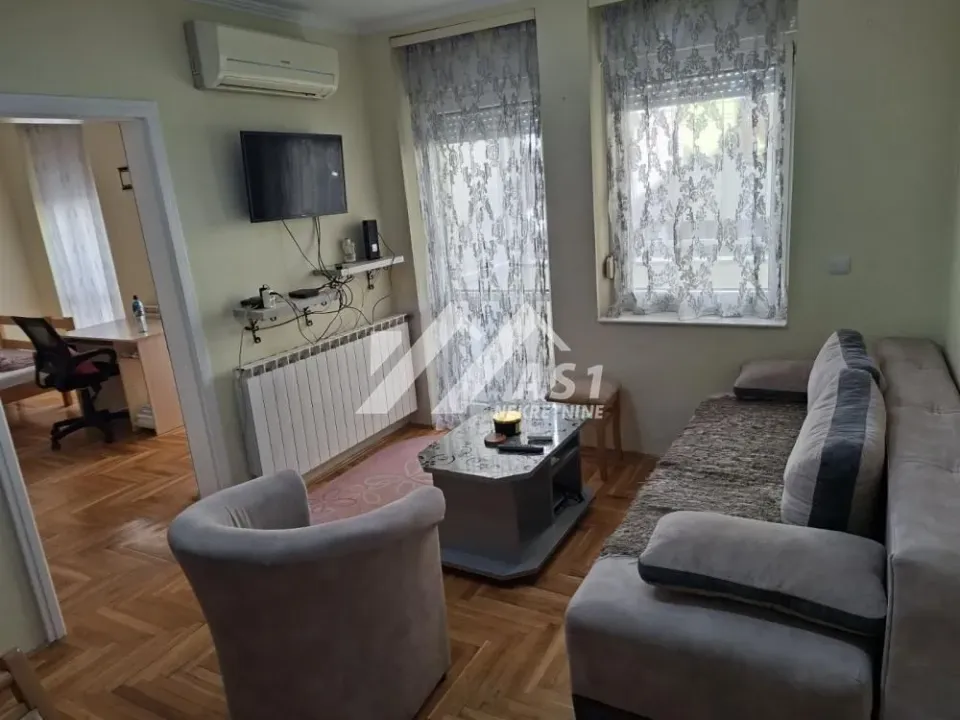 Rent, two bedroom apartment, 52m², Grbavica, Novi Sad Sve Podlokacije