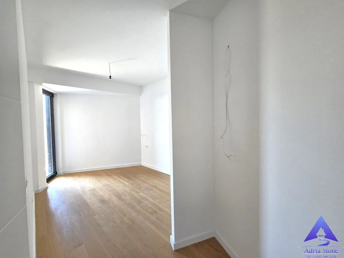 Sale, one bedroom apartment, 60m², Bečići, Budva