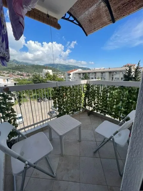 Rent, two bedroom apartment, 70m², Centar, Bar