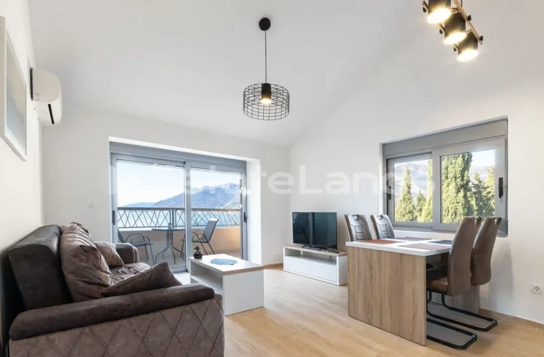 Rent, two bedroom apartment, 65m², Donja Lastva, Tivat