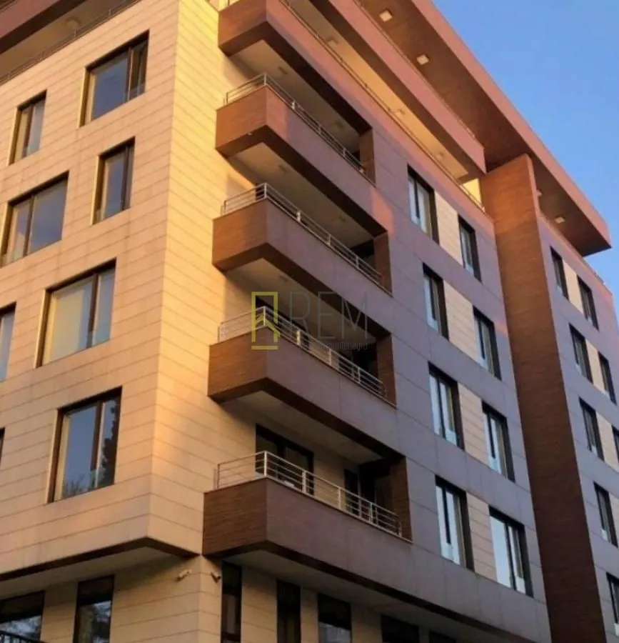 Prodaja, trosoban stan, 114m², Centar, Podgorica