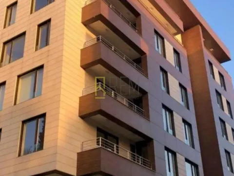 Prodaja, trosoban stan, 114m², Centar, Podgorica - image 8