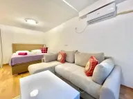 Izdavanje, garsonjera, 35m², Budva, Crna Gora - image 8