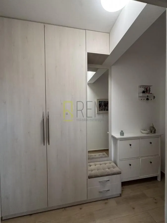 Prodaja, dvosoban stan, 67m², Centar, Podgorica