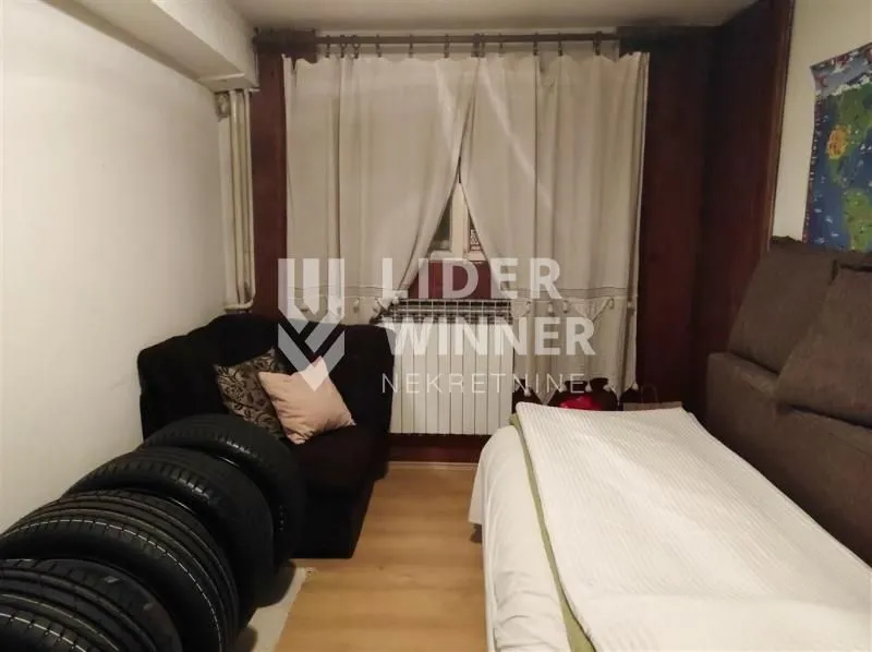 Sale, two bedroom apartment, 107m², Uciteljsko Naselje, Zvezdara Sve Podlokacije