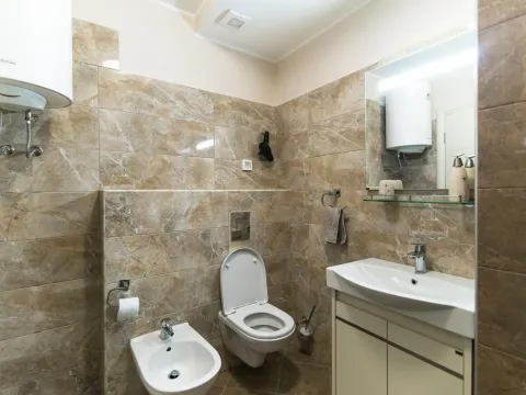 Sale, three bedroom apartment, 149m², Budva, Crna Gora - image 17