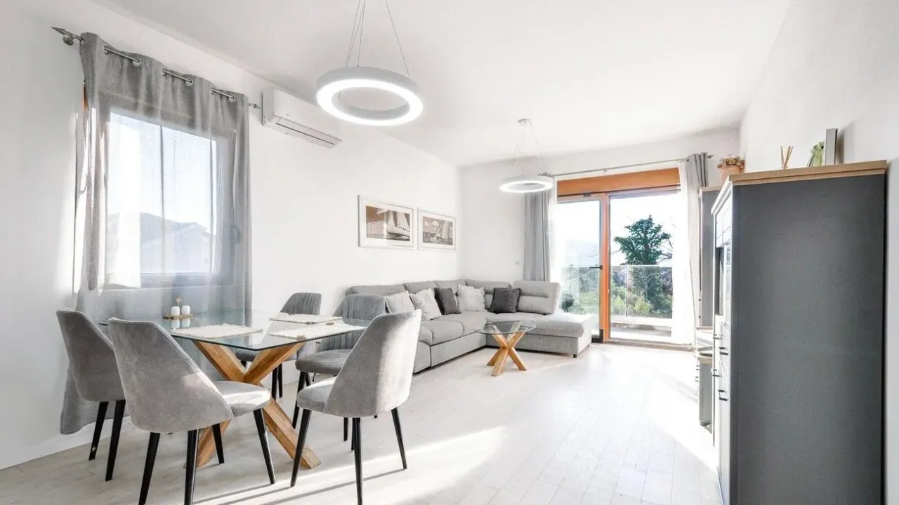 Prodaja, dvosoban stan, 69m², Donja Lastva, Tivat