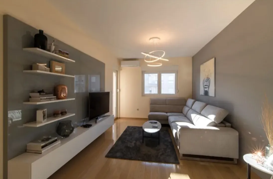 Izdavanje, jednosoban stan, 47m², City Kvart, Podgorica