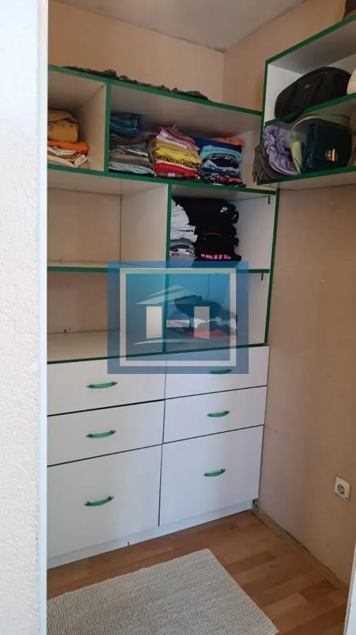 Prodaja, trosoban stan, 83m², Vašarište, Jagodina