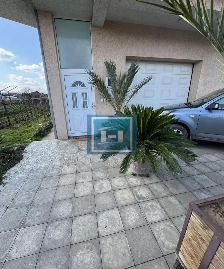 Rent, three bedroom apartment, 100m², Ćuprija, Srbija