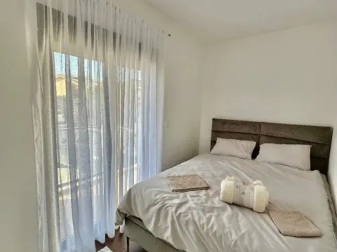 Izdavanje, jednosoban stan, 45m², City Kvart, Podgorica - image 12