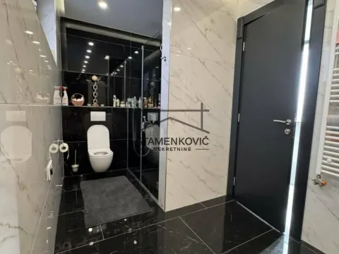 Prodaja, kuća, 230m², Tatarsko brdo, Petrovaradin - image 15