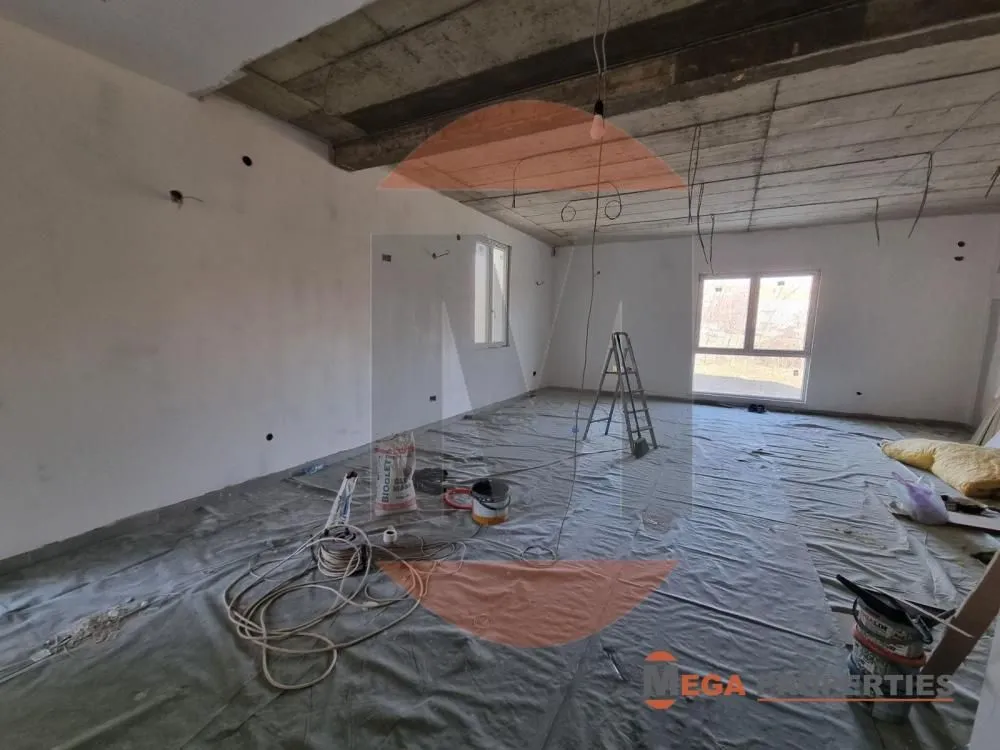 Izdavanje, poslovni prostor, 65m², Kaludjerica, Grocka