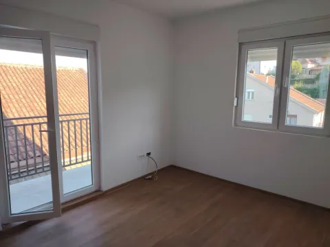 Rent, two bedroom apartment, 60m², Zabjelo, Podgorica - image 4
