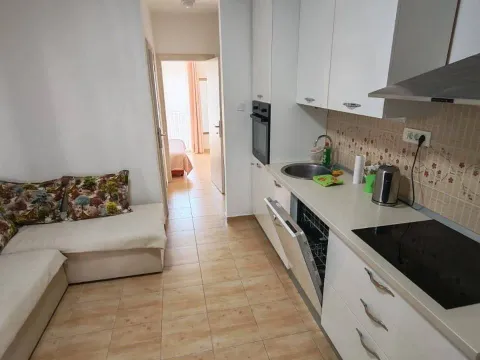 Izdavanje, jednosoban stan, 33m², Mainski Put, Budva - image 2