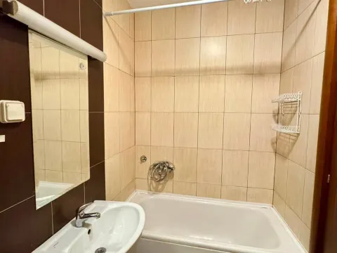 Rent, one bedroom apartment, 52m², City Kvart, Podgorica - image 9