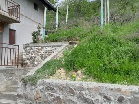 Prodaja, kuća, 120m², Rakovac, Novi Sad Sve Podlokacije - image 2
