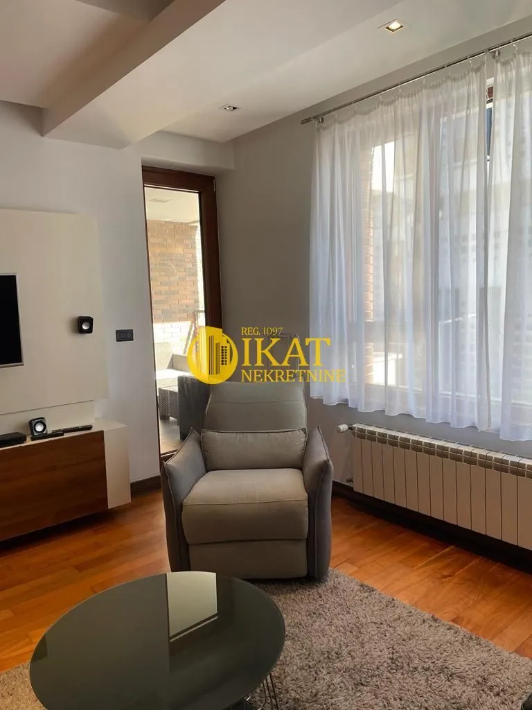 Rent, one bedroom apartment, 60m², Novi Beograd Sve Podlokacije, Beograd