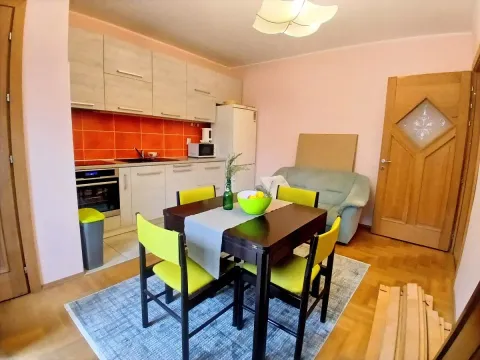 Izdavanje, četvorosoban stan, 88m², Savski Venac, Beograd - image 5