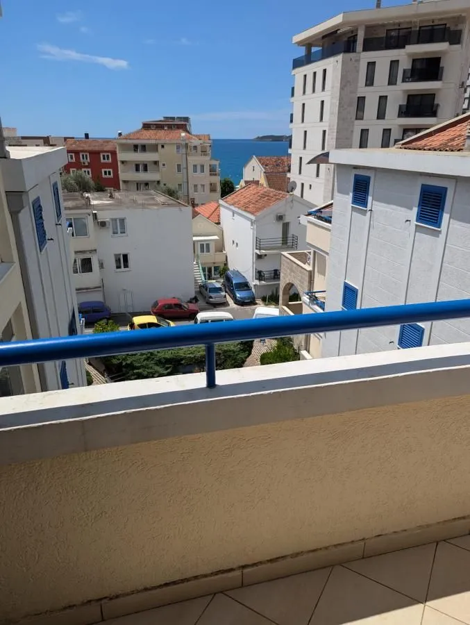 Prodaja, jednosoban stan, 45m², Rafailovići, Budva