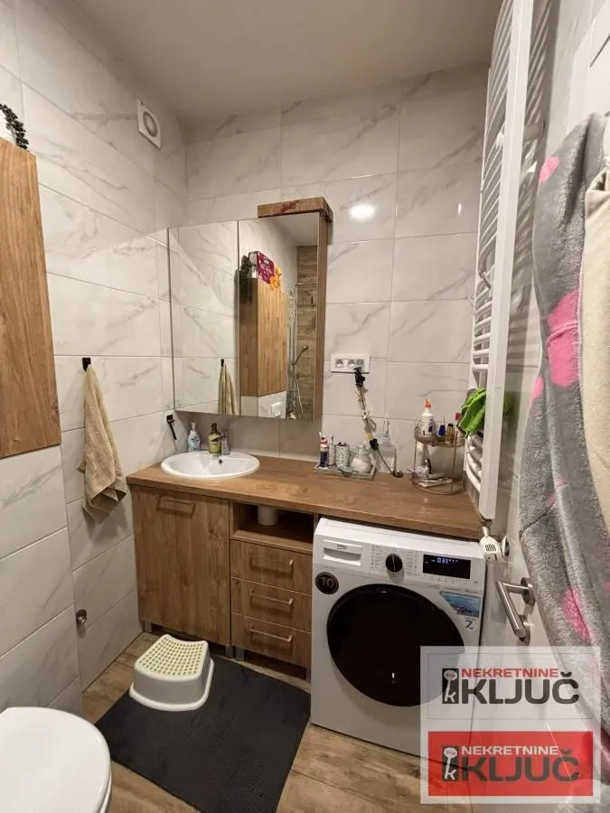 Prodaja, četvorosoban stan, 82m², Telep, Novi Sad Sve Podlokacije