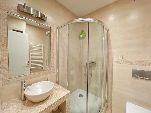 Sale, two bedroom apartment, 62m², Vračar Hram, Vračar Sve Podlokacije
