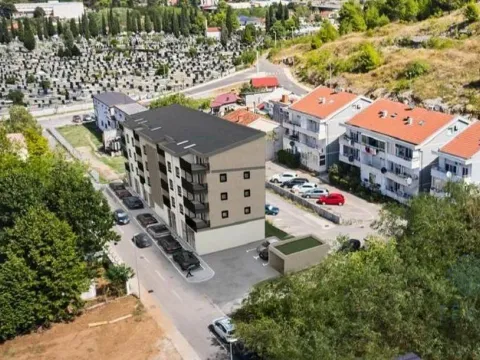 Prodaja, dvosoban stan, 68m², Ljubović, Podgorica - image 5