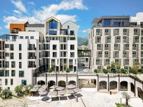 Prodaja, jednosoban stan, 63m², Centar, Tivat - image 19