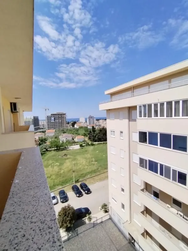 Rent, one bedroom apartment, 60m², Ilino, Bar